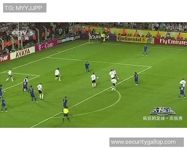 德国四大足球巨星全解析：从传奇历史到现代风采的完美融合